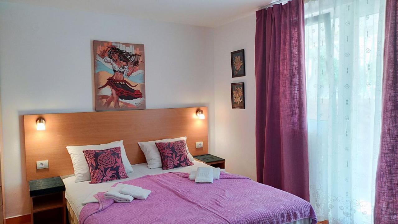 Guesthouse Tri Palme Becici  Bagian luar foto