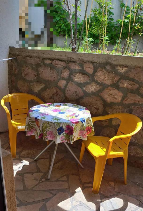 Guesthouse Tri Palme Becici  Bagian luar foto