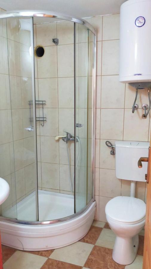 Guesthouse Tri Palme Becici  Bagian luar foto